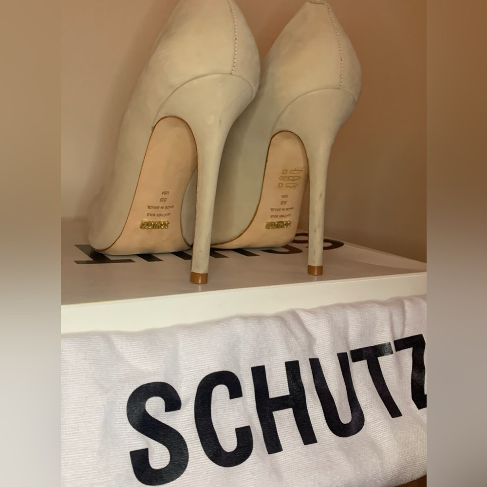 SCHULTZ Shoes Color Beige Sz 8 - Picture 2 of 10